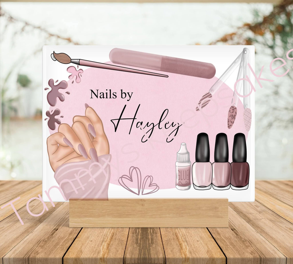 Personslised nail staion board