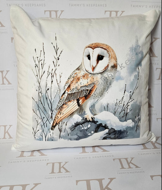 Snowy owl cushion